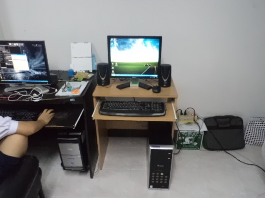 ขายคอมพิวเตอร์ Desktop รวมโต๊ะ ขายคอมพิวเตอร์ Desktop รวมโต๊ะ