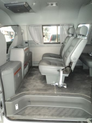 TOYOTA COMMUTER2.5D4D ปี2010 สภาพสวย