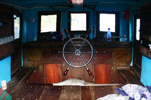 เรือปั่นหมึก ขนาด 5วา 2 ศอก (11 เมตร) ครับ สภาพใช้งานได้ทันที เรือปั่นหมึก ขนาด 5วา 2 ศอก (11 เมตร) ครับ สภาพใช้งานได้ทันที