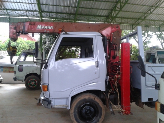 รถ IHNO KM779 ติดเครน2.9ตัน พร้อมใช้งาน รถ IHNO KM779 ติดเครน2.9ตัน พร้อมใช้งาน