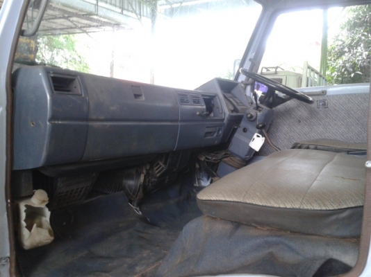 รถ IHNO KM779 ติดเครน2.9ตัน พร้อมใช้งาน รถ IHNO KM779 ติดเครน2.9ตัน พร้อมใช้งาน