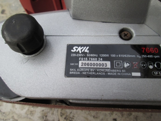 ขาย เครื่องขัดกระดาษสายพาน4นิ้ว Skil 7660 2800 บาท