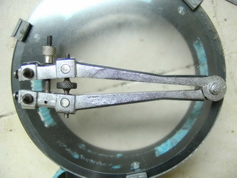 ที่เปิดหลังนาฬิกา รุ่นเก่า