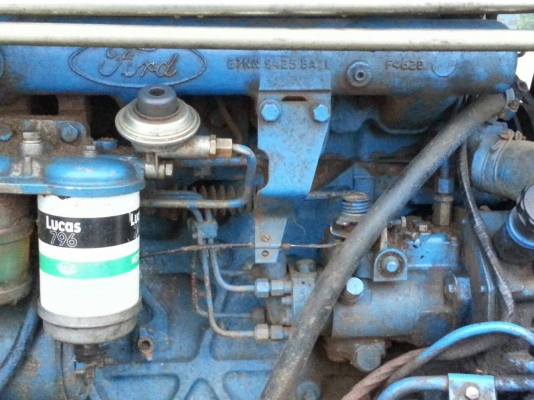 รถไถ FROD  2 เพลา รุ่น 6610 สภาพพร้อมใช้งาน