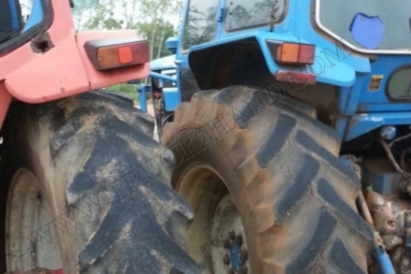 รถไถ FROD  2 เพลา รุ่น 6610 สภาพพร้อมใช้งาน