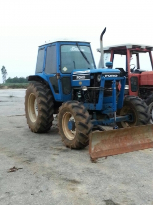 รถไถ FROD  2 เพลา รุ่น 6610 สภาพพร้อมใช้งาน