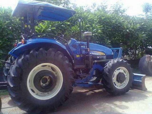 รถไถ ยี่ห้อ NEW HOLLAND รุ่น TD95