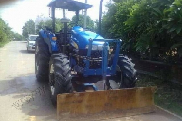 รถไถ ยี่ห้อ NEW HOLLAND รุ่น TD95 รถไถ ยี่ห้อ NEW HOLLAND รุ่น TD95