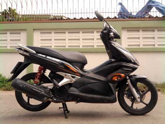 ขออนุญาติขาย Honda Airblade Combi Brake 110 cc. สีดำ ล้อแม็ก