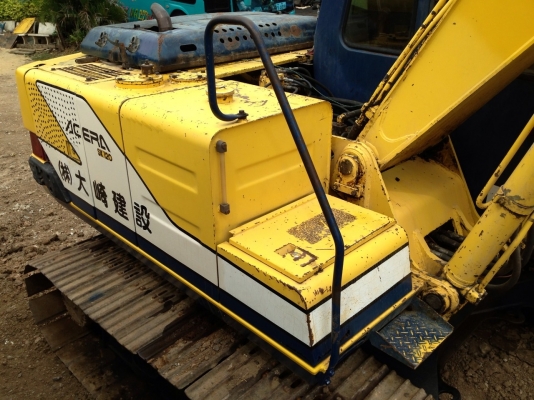 ขายรถ KOBELCO Sk120 มีทะเบียน ไฟฟ้าครบ แอร์