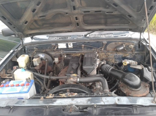 ขาย MAZDA B2500 กระบะCAB พร้อมใช้งานหรือทำมาหากินสวยๆ