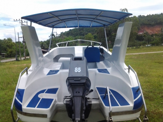 ขายเรือเร็วไฟเบอร์กาส19ฟุต เครื่องยามาฮ่า 85 แรงม้า ขายเรือเร็วไฟเบอร์กาส19ฟุต เครื่องยามาฮ่า 85 แรงม้า