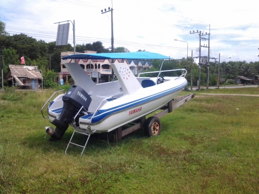 ขายเรือเร็วไฟเบอร์กาส19ฟุต เครื่องยามาฮ่า 85 แรงม้า ขายเรือเร็วไฟเบอร์กาส19ฟุต เครื่องยามาฮ่า 85 แรงม้า