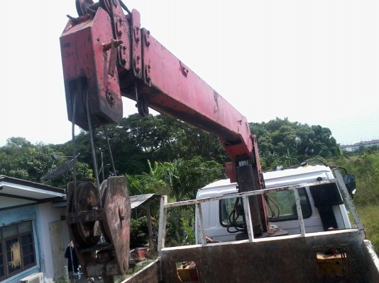 ขายเครนท้องV 5เหลี่ยม TADANO 4.5ตัน4ปอก3ชัก สภาพที่ต้องซ่อม นิดหน่อย เอวแน่ ซิลมีรั่ว ทำสีใหม่สวยเลยครับ