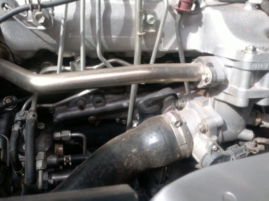 ขายรถตู้คอมมูเตอร์ปี 2008  VIPเบาะเก้า รถสวยบางเดิมไม่เคยชน ลดสุดๆไปเลยครับเหลือ 900000 บาท