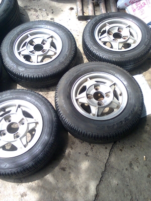 ขายล้อขอบ12 พร้อมยาง4/114 7500 0806260417