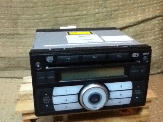 ขายวิทยุเดิมMP3 Nissan NAVARA สภาพป้ายแดงขายถูกๆ 1300.-