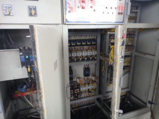 ตู้คอนโทรล