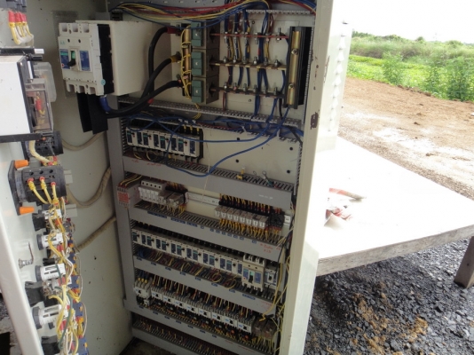 ตู้คอนโทรล