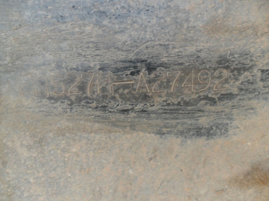 Mitsubishi FN527M-A27492 เดิมๆ เปลี่ยนเกียร์เป็น 6 เกียร์ นอกนั้นเดิมเครื่อง 195 พร้อมใช้