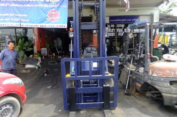 ขายรถยกโคมัตสุ KOMATSU 3 ตัน ดีเซล ด่วน!!! ขายรถยกโคมัตสุ KOMATSU 3 ตัน ดีเซล ด่วน!!!