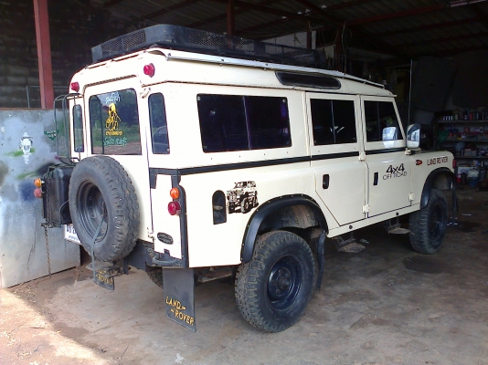 ขอขาย แลนโรเว่อร์ สวยๆๆๆๆๆ เดิมๆๆๆๆ ครับ ขอขาย แลนโรเว่อร์ สวยๆๆๆๆๆ เดิมๆๆๆๆ ครับ