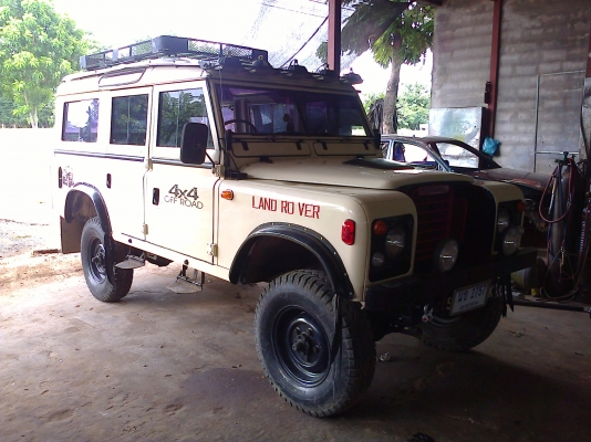 ขอขาย แลนโรเว่อร์ สวยๆๆๆๆๆ เดิมๆๆๆๆ ครับ