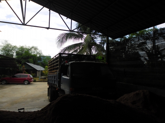 ขายด่วนหกล้อดั้ม 115 พร้อมใช้ ขอบคุณทีมงานจาก จ ฉะเชิงเทรา ได้ทำการซื้อขายแบบกลางอากาศ รับรถกลับบ้านเป็นที่เรียบร้อยแล้วค่ะ ขายด่วนหกล้อดั้ม 115 พร้อมใช้ ขอบคุณทีมงานจาก จ ฉะเชิงเทรา ได้ทำการซื้อขายแบบกลางอากาศ รับรถกลับบ้านเป็นที่เรียบร้อยแล้วค่ะ