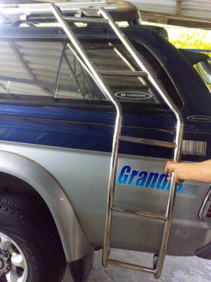 บันไดข้างแครี่บอย