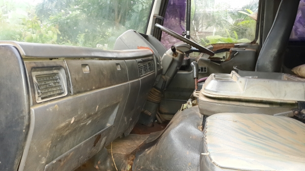 ขายด่วนHINOสิงห์ไฮเทคสองเพลาดั้มสภาพเดิมสุดๆคัชซีสวยจัดรีบจอง 0843923995