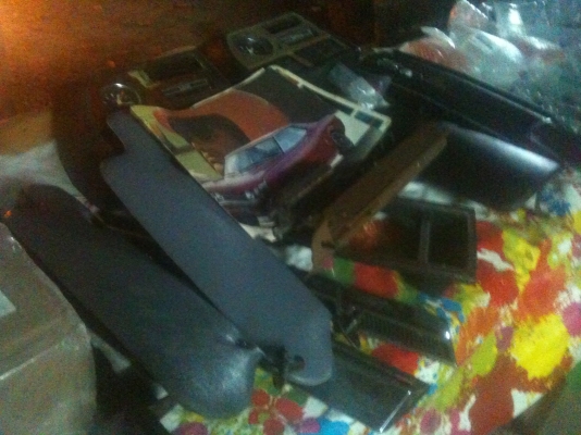 กระจังหน้ารังผึ้ง ta22 GT เรือนไมล์ และพลาสติกกลางท้าย Celica ta22 รุ่น Lt เพิ่มของ 9 ก.ย.56 กระจังหน้ารังผึ้ง ta22 GT เรือนไมล์ และพลาสติกกลางท้าย Celica ta22 รุ่น Lt เพิ่มของ 9 ก.ย.56