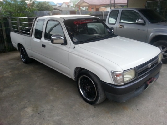 Toyota Tiger 2500 ABS ปี2000 สีขาว แม็ก17 กระจกธรรมดา คอกสแตนเลส สภาพสวย ขับดี ต่อรองได้คับ Toyota Tiger 2500 ABS ปี2000 สีขาว แม็ก17 กระจกธรรมดา คอกสแตนเลส สภาพสวย ขับดี ต่อรองได้คับ
