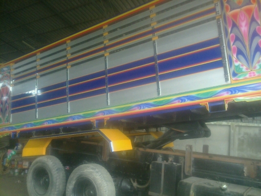 ขายรถบรรทุกสิบล้อดั๊มพ์ Isuzu Euro1 เครื่อง 270 แรง ปี2542 2 เพลาดั๊มพ์มิเนียมต่อใหม่ ยางใหม่ แอร์พร้อม มีระบบลากพ่วง