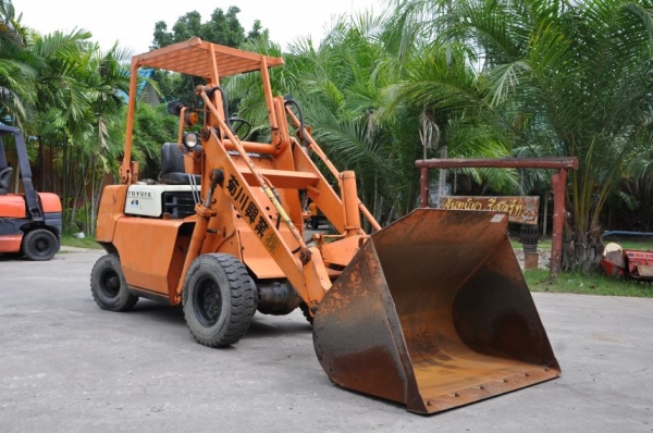 ขายรถตัก TOYOTA 2SGH10  สภาพสวยเดิมจากญี่ปุ่น ขายถูกๆ149,000เท่านั้น!!