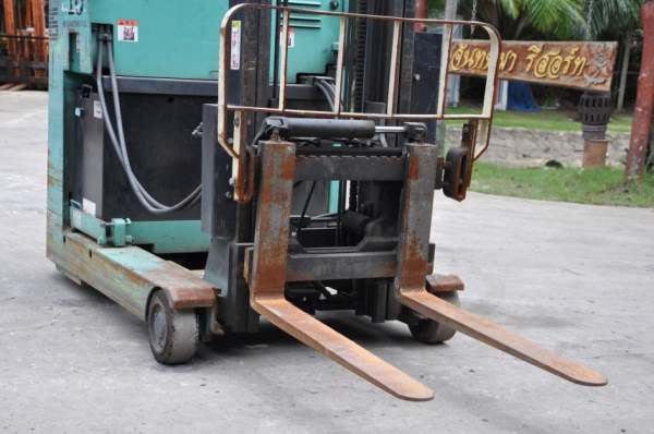 ขายFORKLIFT ไฟฟ้า1.5ตัน เสาสูง4เมตร งาสไลด์ ยืนขับคล่องตัวมากๆ สวยเดิมจากญี่ปุ่น 69,000 เท่านั้น!!