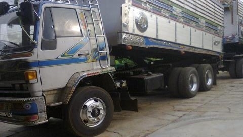 ISUZU ROCKY FXZ 240 HP 6SD1 ปี 38 รถพ่วงแม่+ลูก กระบะดั๊มพ์มิเนียมคอกเกษตร 12 ตันสวยจัดทั้งแม่ทั้งลูก ลูก 2 คานดั๊มพ์ความยาว 6.40 เมตร เครื่องแน่นแรงดีเดิมๆ หัวเก๋งบางเดิมภายในเก๋งคอนโซลสวยครบ แอร์เย็น พวงมาลัยเพาเวอร์ ระบบเบรคทริ๊ปฟี้ ช่วงล่างแน่นคัชซีสว