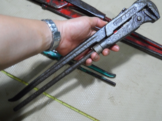 ประแจคอม้า เยอรมัน