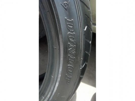 ยางขอบ 18 ดันลอบ 225 40 18 ปี 11 สองเส้น ยางขอบ 18 ดันลอบ 225 40 18 ปี 11 สองเส้น