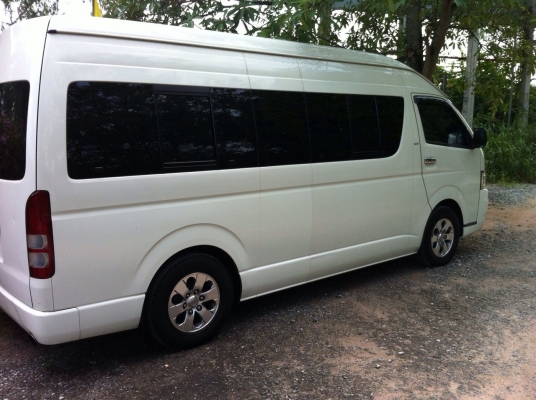 ขายรถตู้หลังคาสูง ปี 2007 โทร.081-825-2863