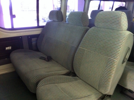 ขายรถตู้หลังคาสูง ปี 2007 โทร.081-825-2863