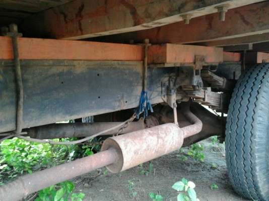 ISUZU JCR 165 HP 6BD1 กระบะคอกไม้ความยาว 5 เมตรสภาพดีไม่มีผุ หัวเก๋งสีบางเดิมๆไม่ผุภายในเก๋งคอนโซลอยู่ครบ เครื่องแห้งดี ช่วงล่างใหญ่คัชซีไม่ผุ ยาง 9.00 ขอบ 20 สภาพดี เอกสารเล่มทะเบียนครบ ราคาต่อรองได้ครับ