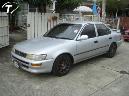 ขาย TOYOTAสามห่วง ปี95 สีบรอนซ์เงิน เกียร์ธรรมดา1300cc.หัวฉีด สวย ด่วน 69000