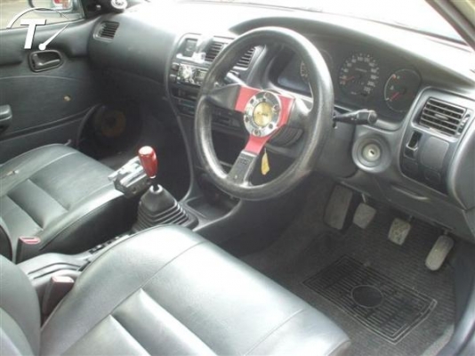 ขาย TOYOTAสามห่วง ปี95 สีบรอนซ์เงิน เกียร์ธรรมดา1300cc.หัวฉีด สวย ด่วน 69000