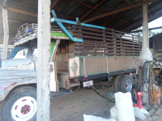 ขายหกล้อหัวยาว