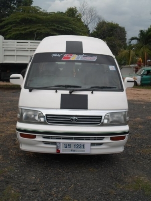 ขายไม่ด่วนรถตู้toyotaสภาพพร้อมใช้งานครับ