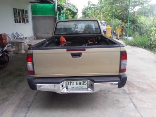 Nissan Frontier ปี04 ZDI 3000 สีบอรนทอง แค๊ป ไฟฟ้า พาวเวอร์ ล้อแม็๋ก แม็กลายเนอร์ รถบ้าน สภาพสวยคับ