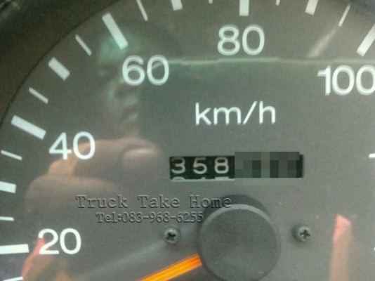 Nissan ขายพร้อมหางสามเพลายี่ห้อSMM