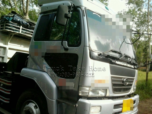 Nissan ขายพร้อมหางสามเพลายี่ห้อSMM