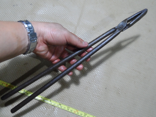 คีมจับงานร้อน