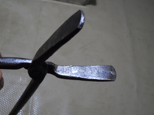 คีมจับงานร้อน